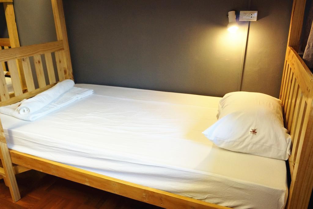 Ideer Hostel Bangkok Exteriör bild