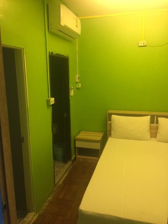 Ideer Hostel Bangkok Exteriör bild